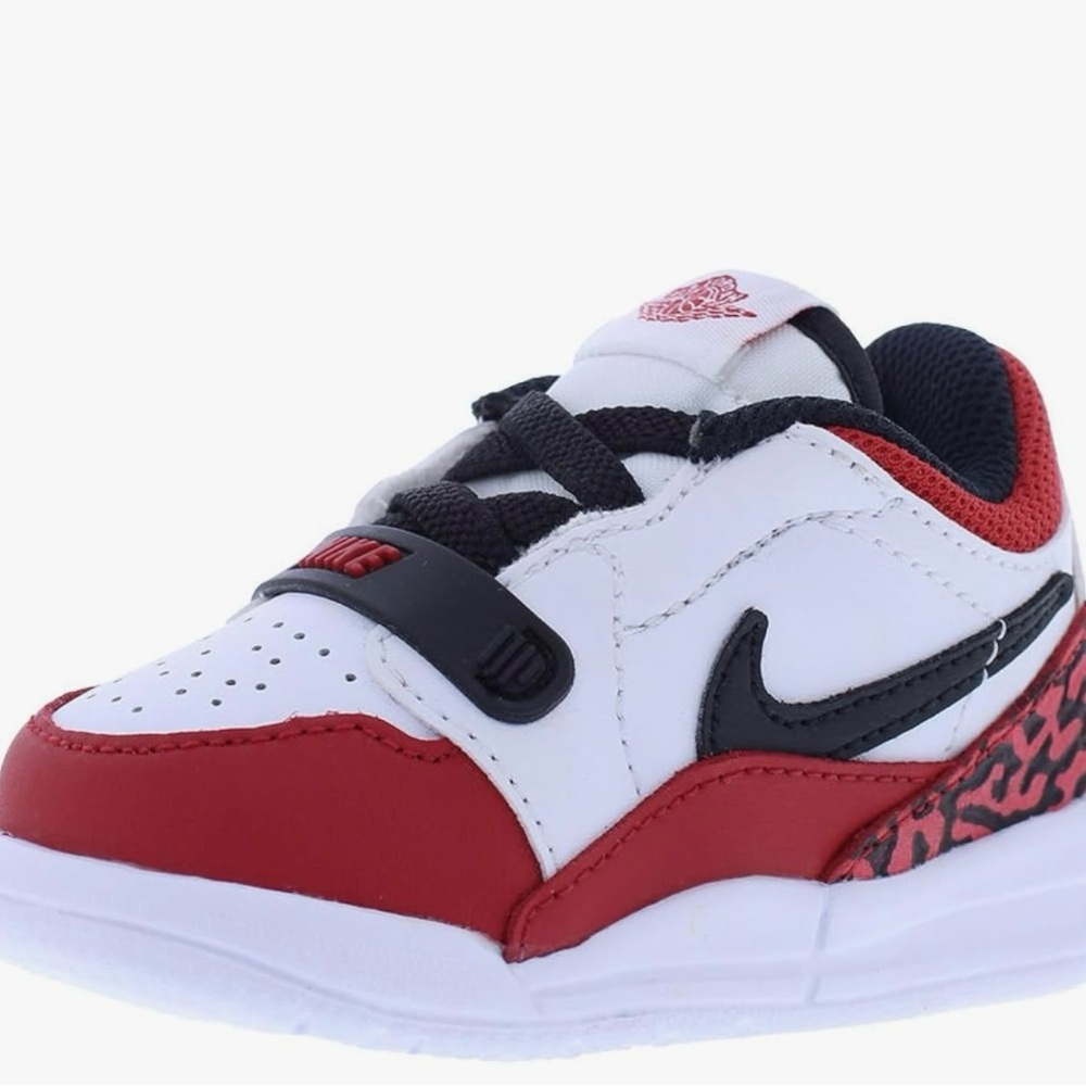 Nike Jordan Legacy shoes size 11 toddler boys